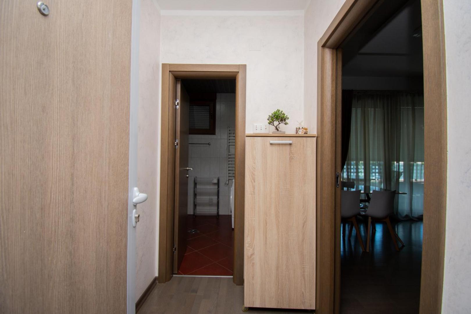 Maxim Compass Apartment Podgoriţa Exterior foto